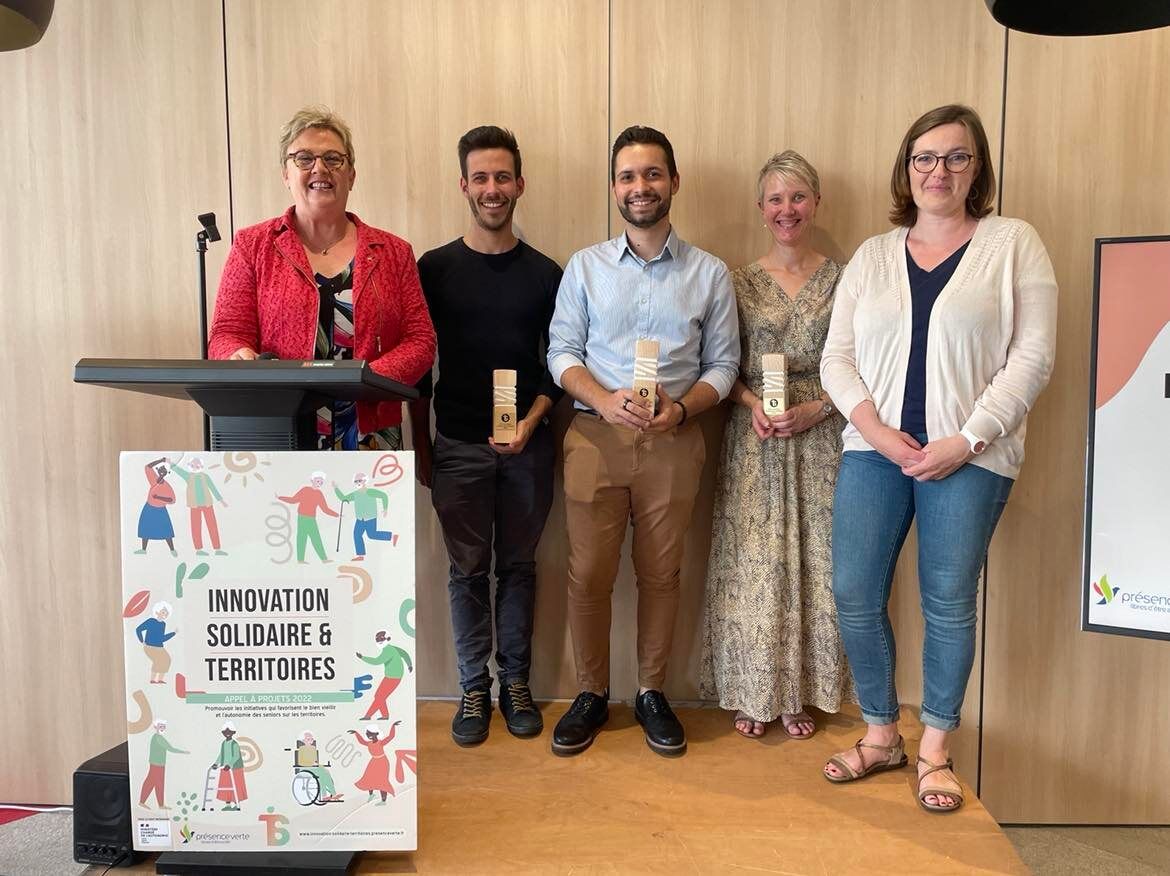 Remise des prix Innovation solidaire et territoires Présence Verte